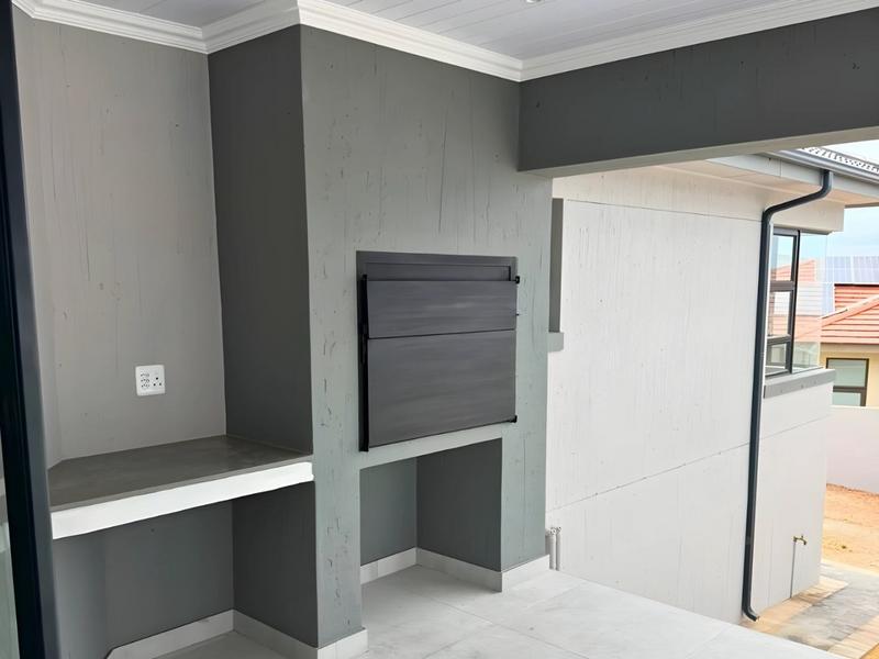3 Bedroom Property for Sale in Monte Christo Western Cape